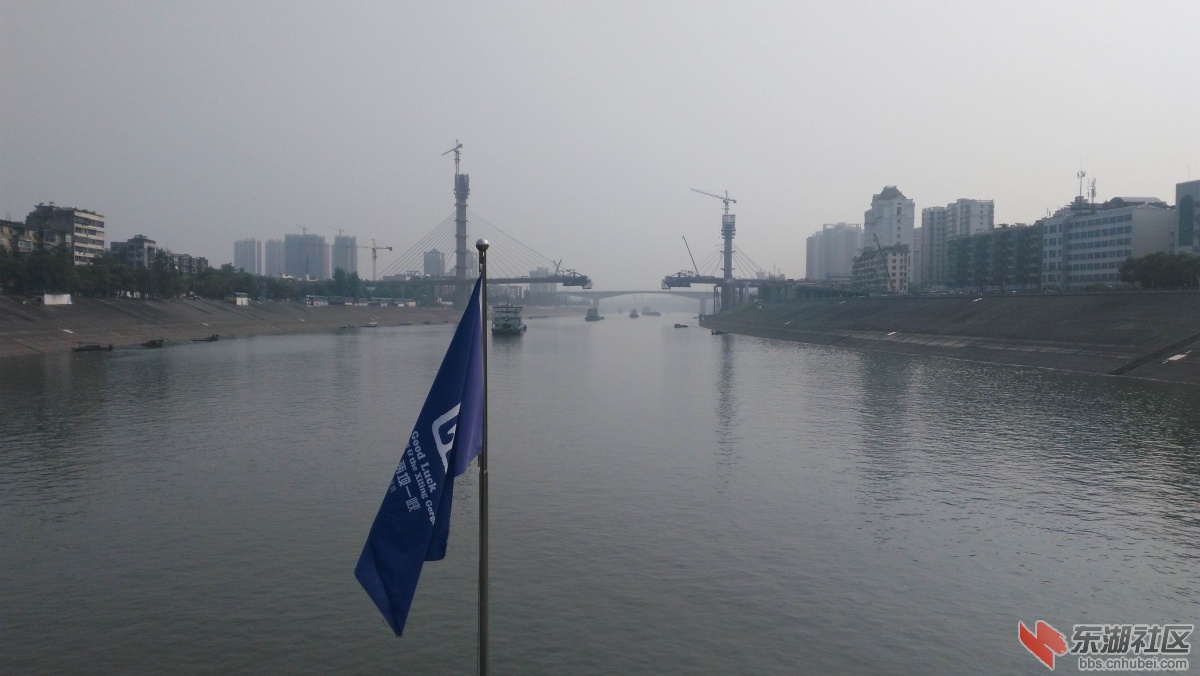 三江一景