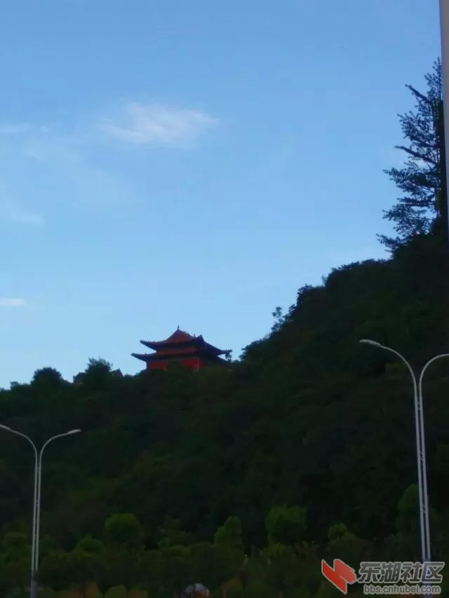 云过真武山2.jpg