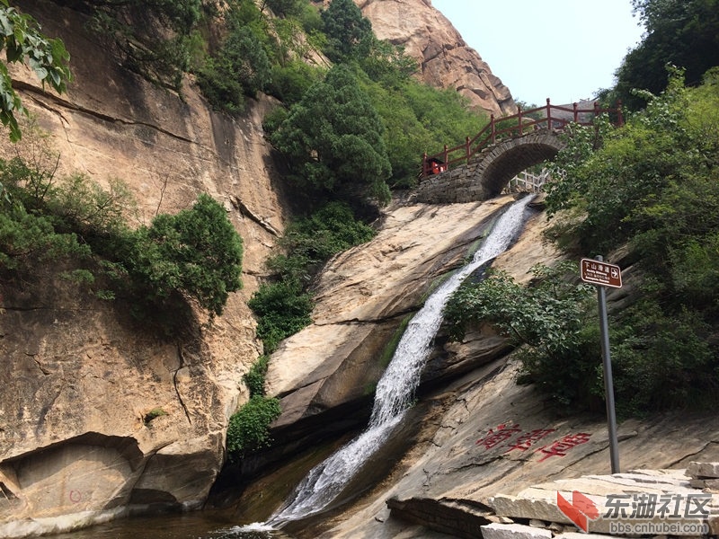 瀑布水流.JPG