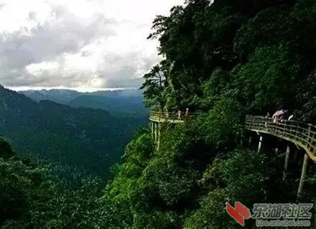 9、笔架山栈道2.jpg