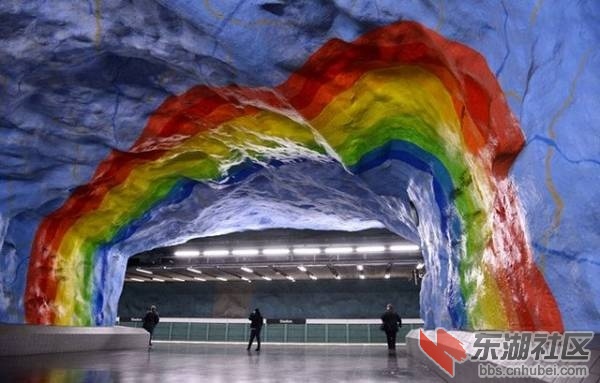 11、斯德哥尔摩的Stadion地铁站.jpg