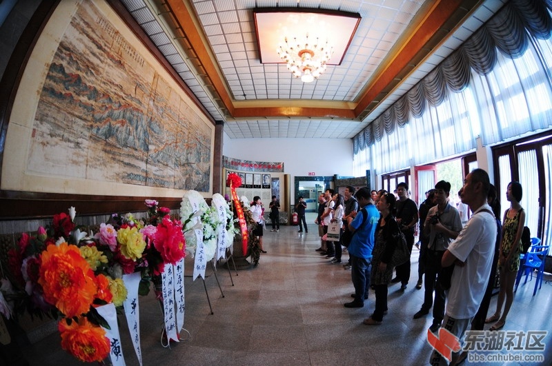参观 烈士陵园15.JPG