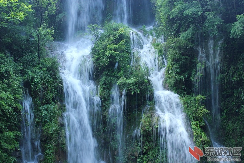 奇河谜洞