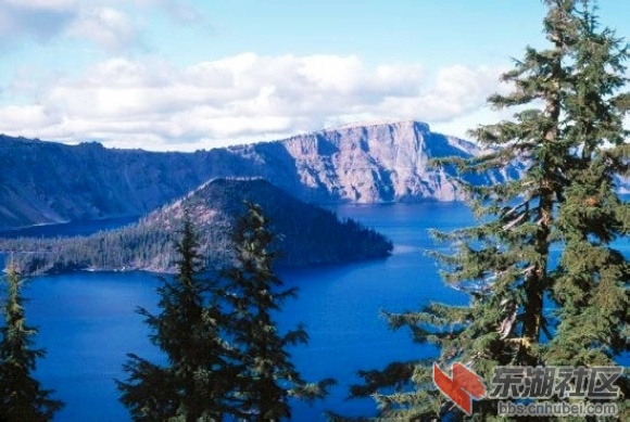 7. 俄勒冈州火山口湖.jpg
