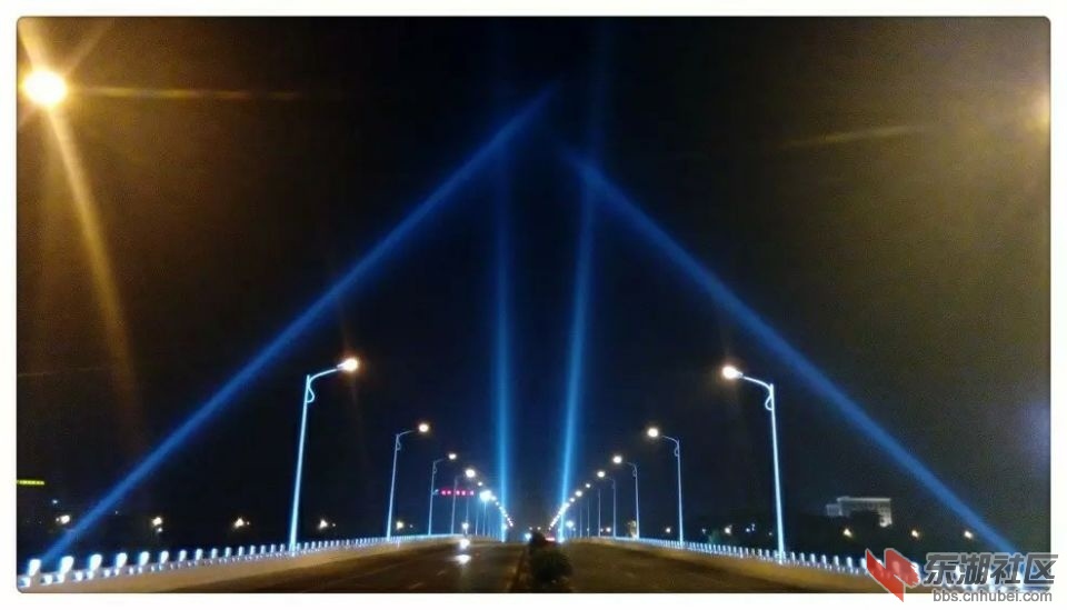 白云湖大桥之夜.jpg