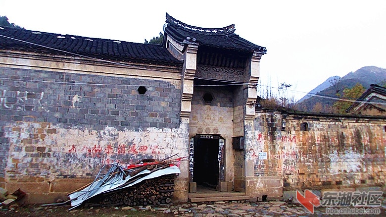 八字沟的高门楼---鄂北豫南民间建筑的典型风格！