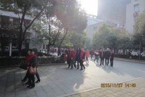 参观母校