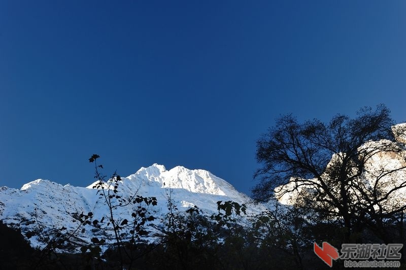 10梅里雪山神瀑布风光3.jpg