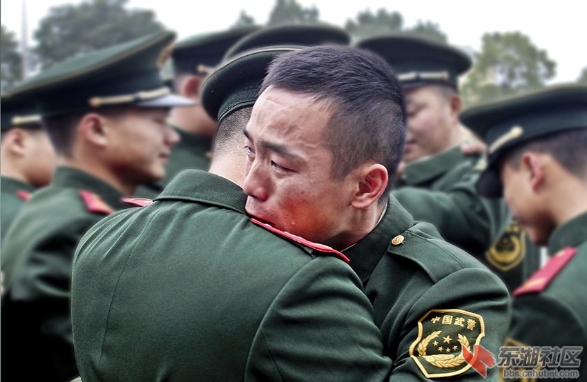 战友情，离别泪。