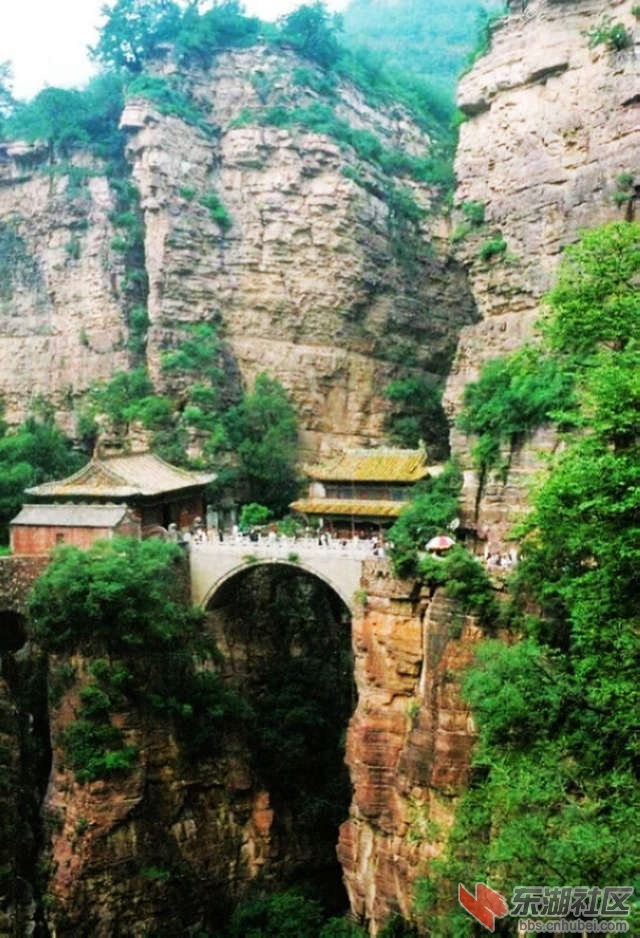 2.河北苍岩山悬空寺.jpg