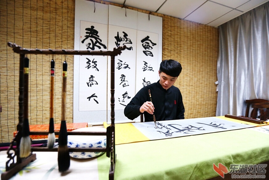 QQ截图20151214220537.jpg