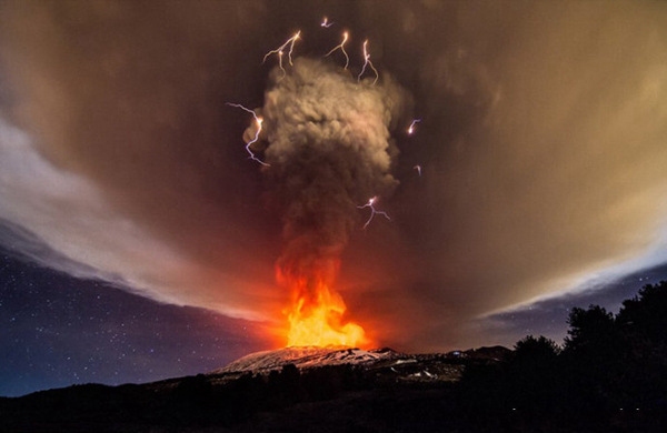 30美国埃特纳火山.jpg