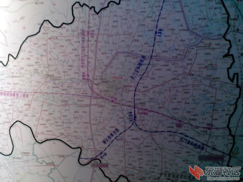从我市的规划图看城际和沪汉蓉二线过城区后不共线 