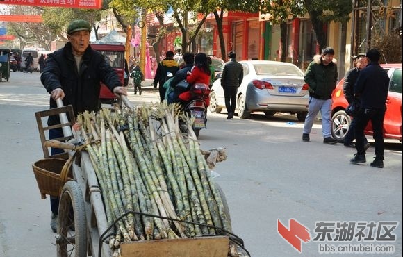 幸福梅川的年味之二：购年货，卖对联，红红火火过大年