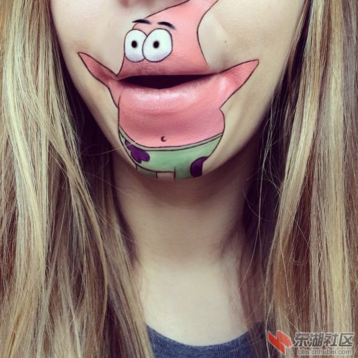 擅长在自己嘴唇上画画的姑娘