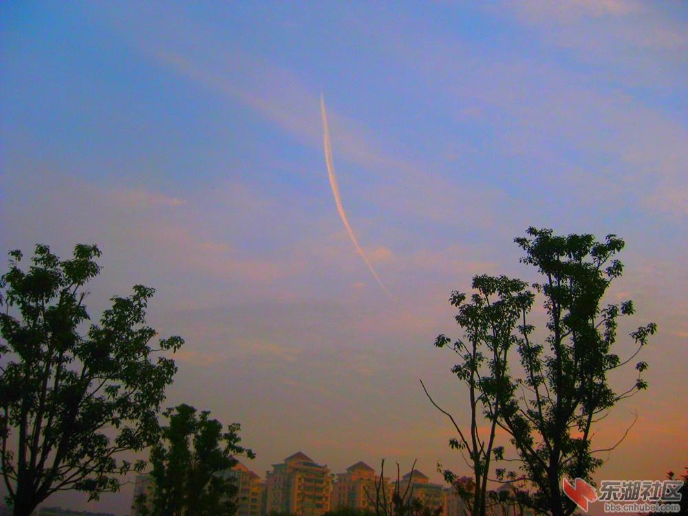 空中线条1.jpg