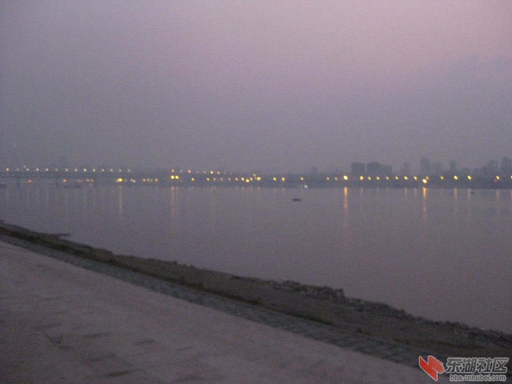 A江滩早晨1.jpg