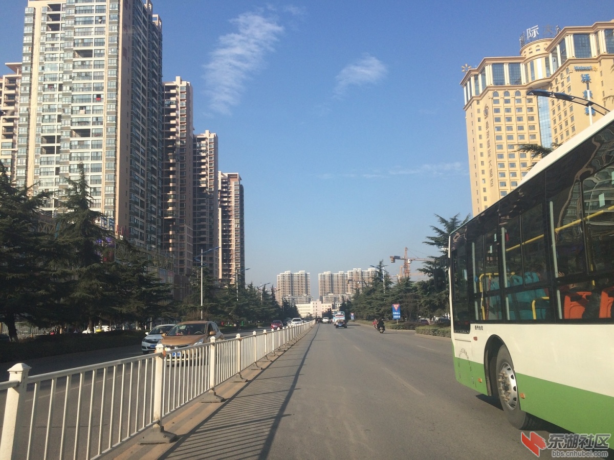 白云大道.JPG