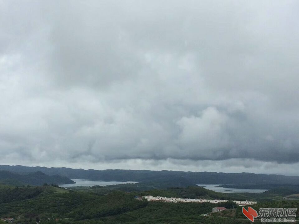 云下龙山