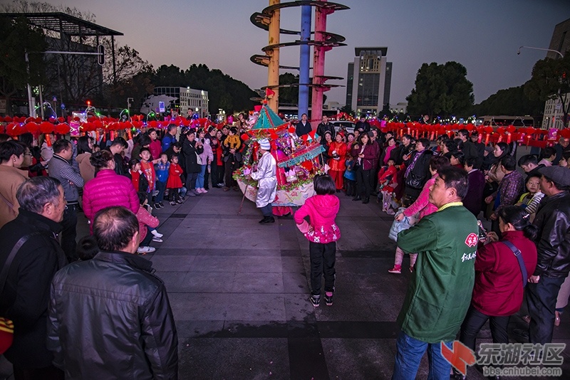 DSC_5538-猜灯谜，闹元宵-游家祥-1.jpg