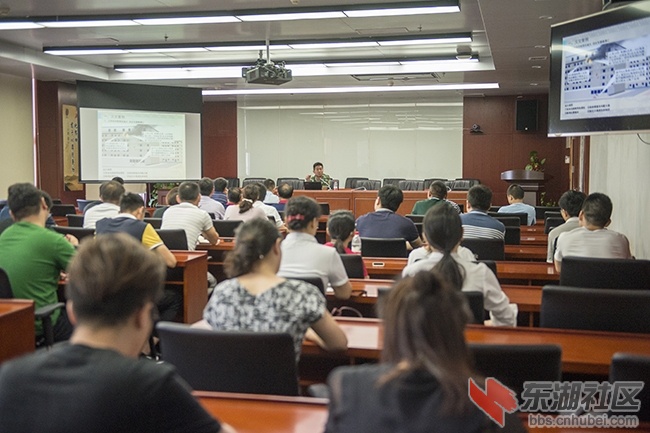 16.员工安全防火教育会场曾院平摄影.jpg