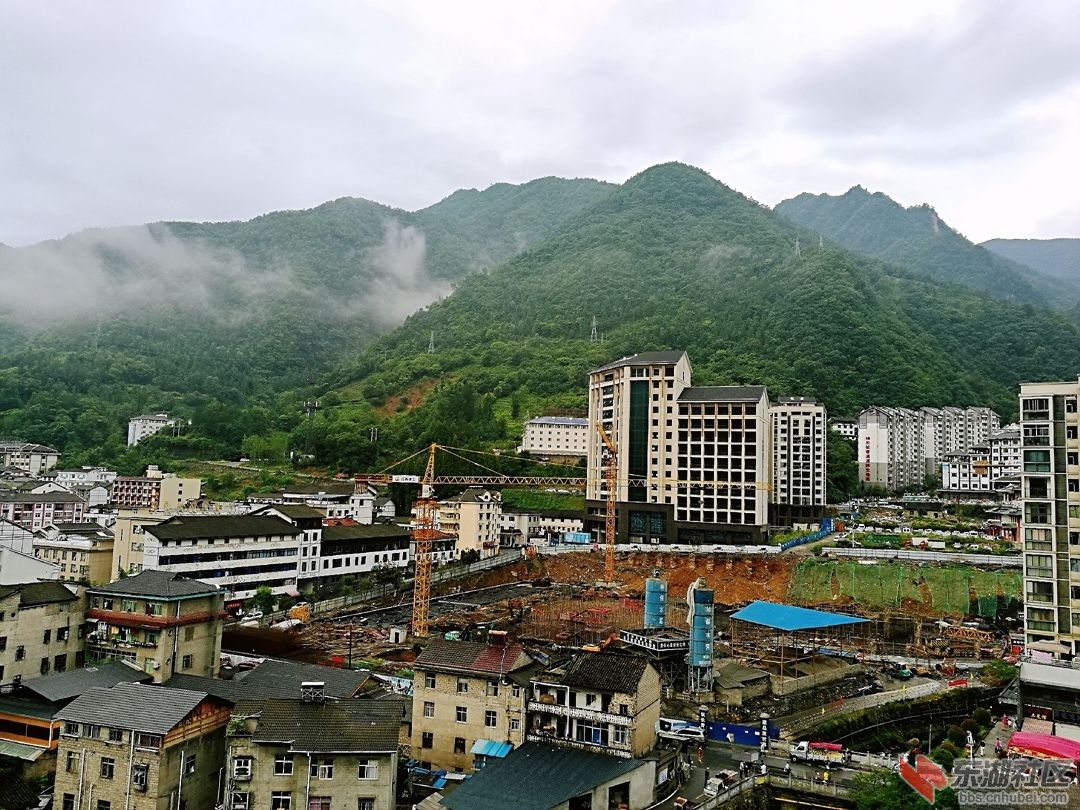 98、木鱼剧场建设工地.jpg