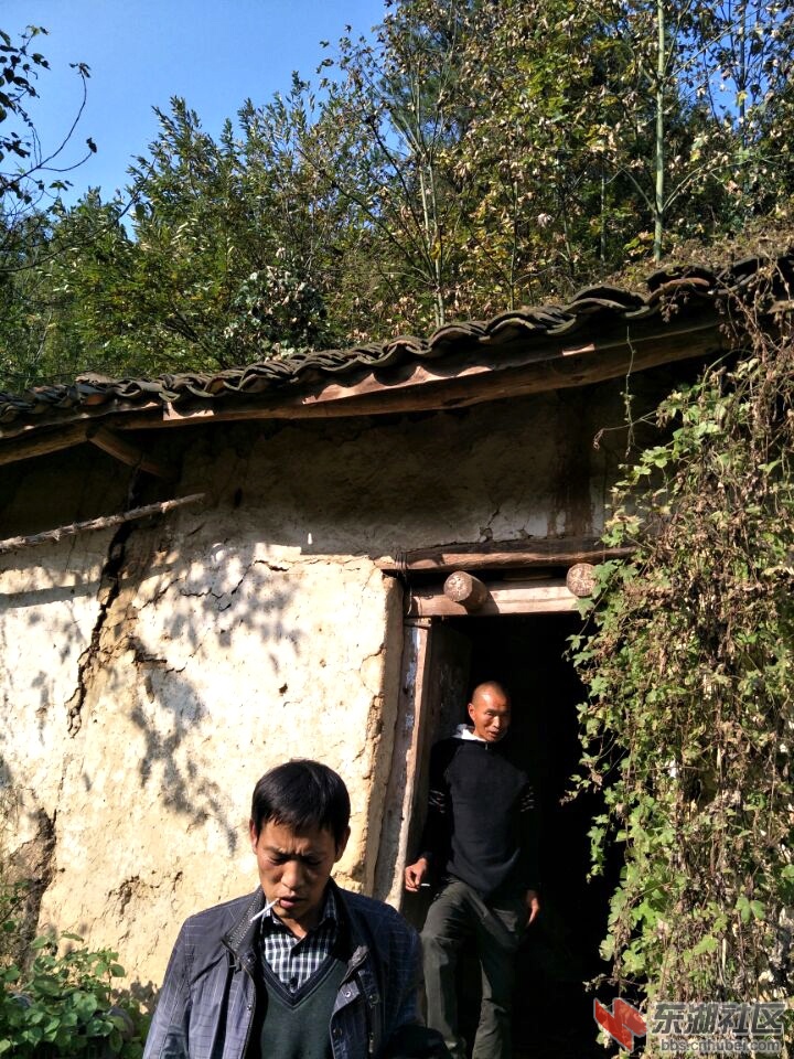 赵玉良居住危房 (4).jpg