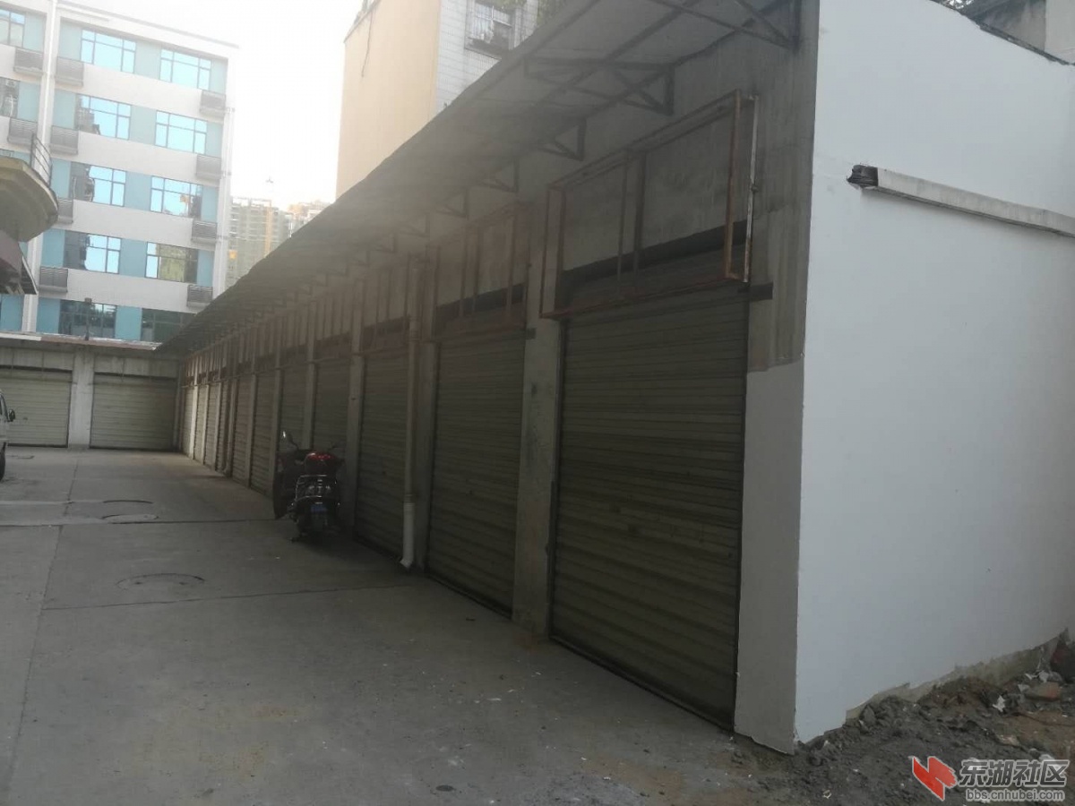 3A号楼与大庆路小学违建3.jpg
