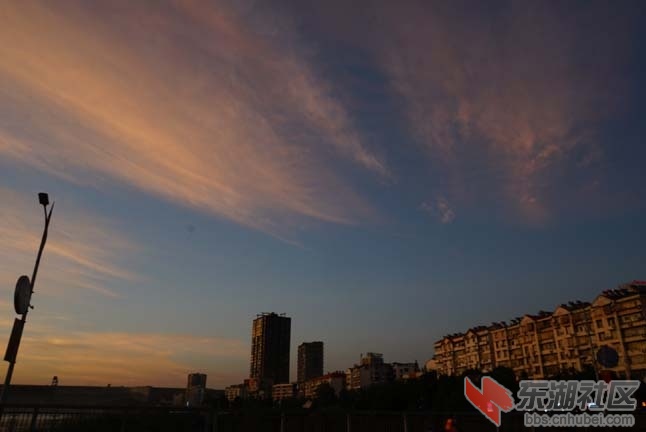 霞烧水都.jpg