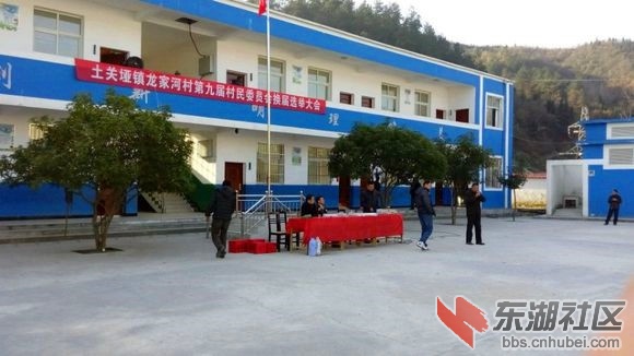 选举现场1.jpg