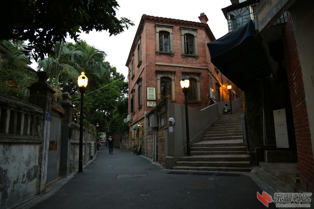 楼梯建筑.jpg