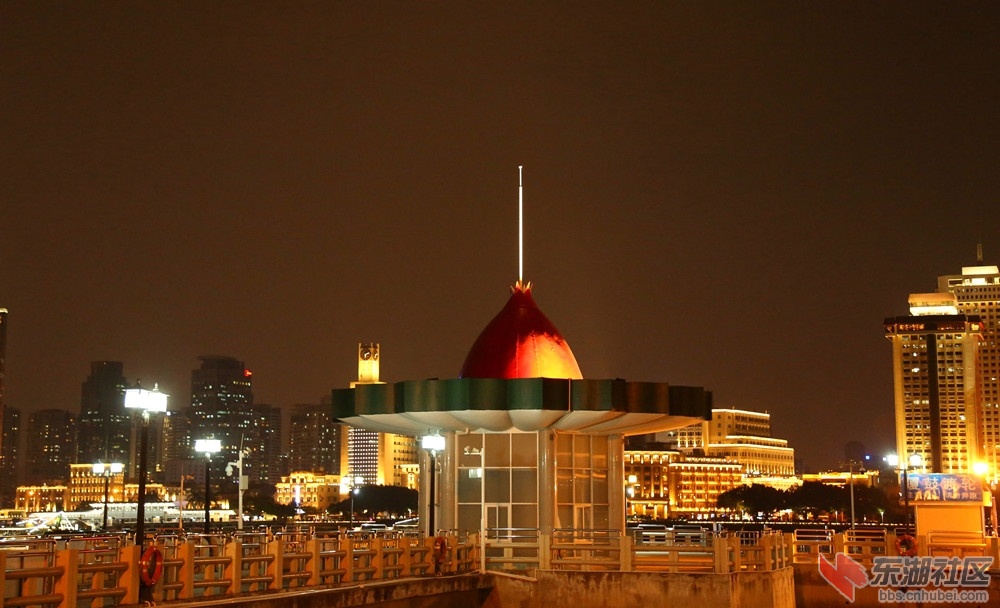 红顶建筑.jpg