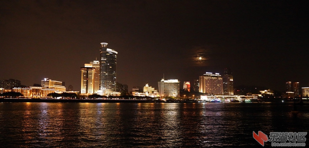 夜海湾.jpg