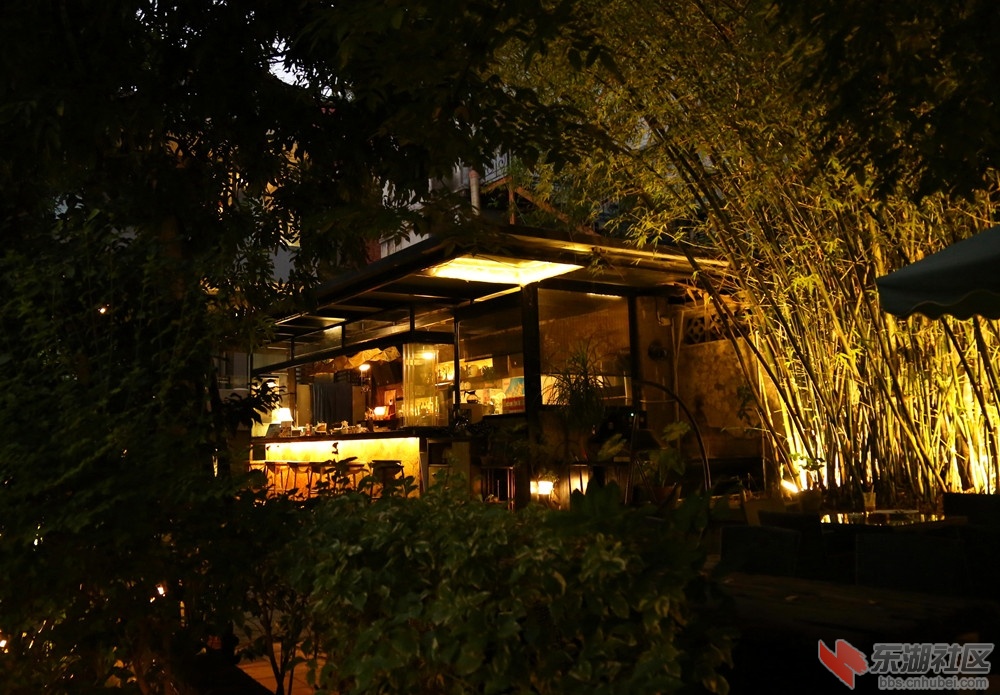 夜咖啡馆.jpg