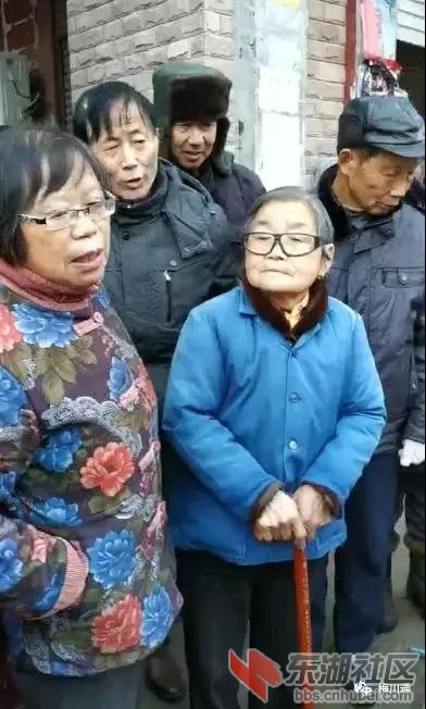 古城梅川惊喜了，东门头施工中发现千年石狮