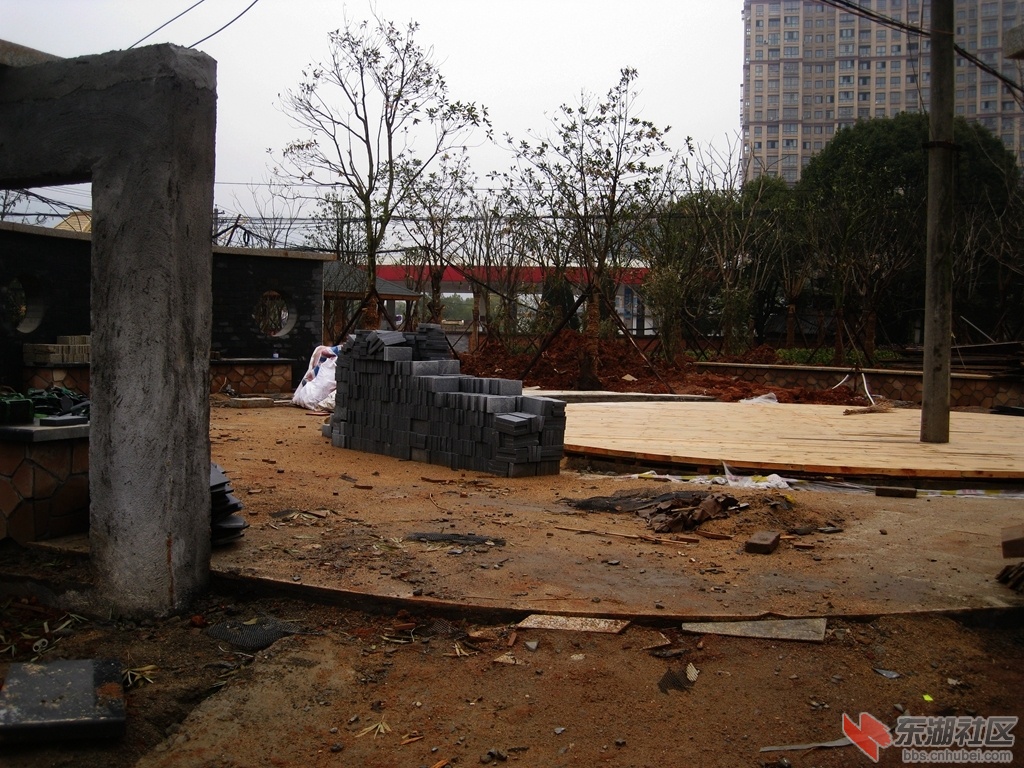 03.jpg