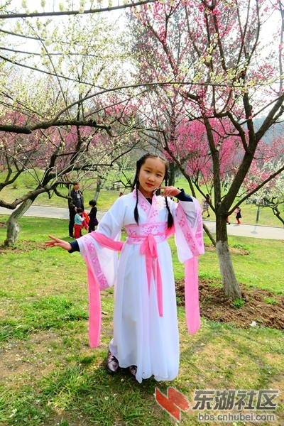 汉服少女_20190407075625.jpg