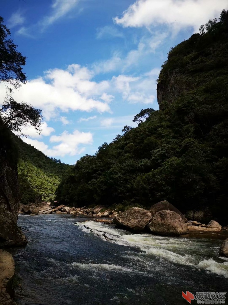 秀美山水涧