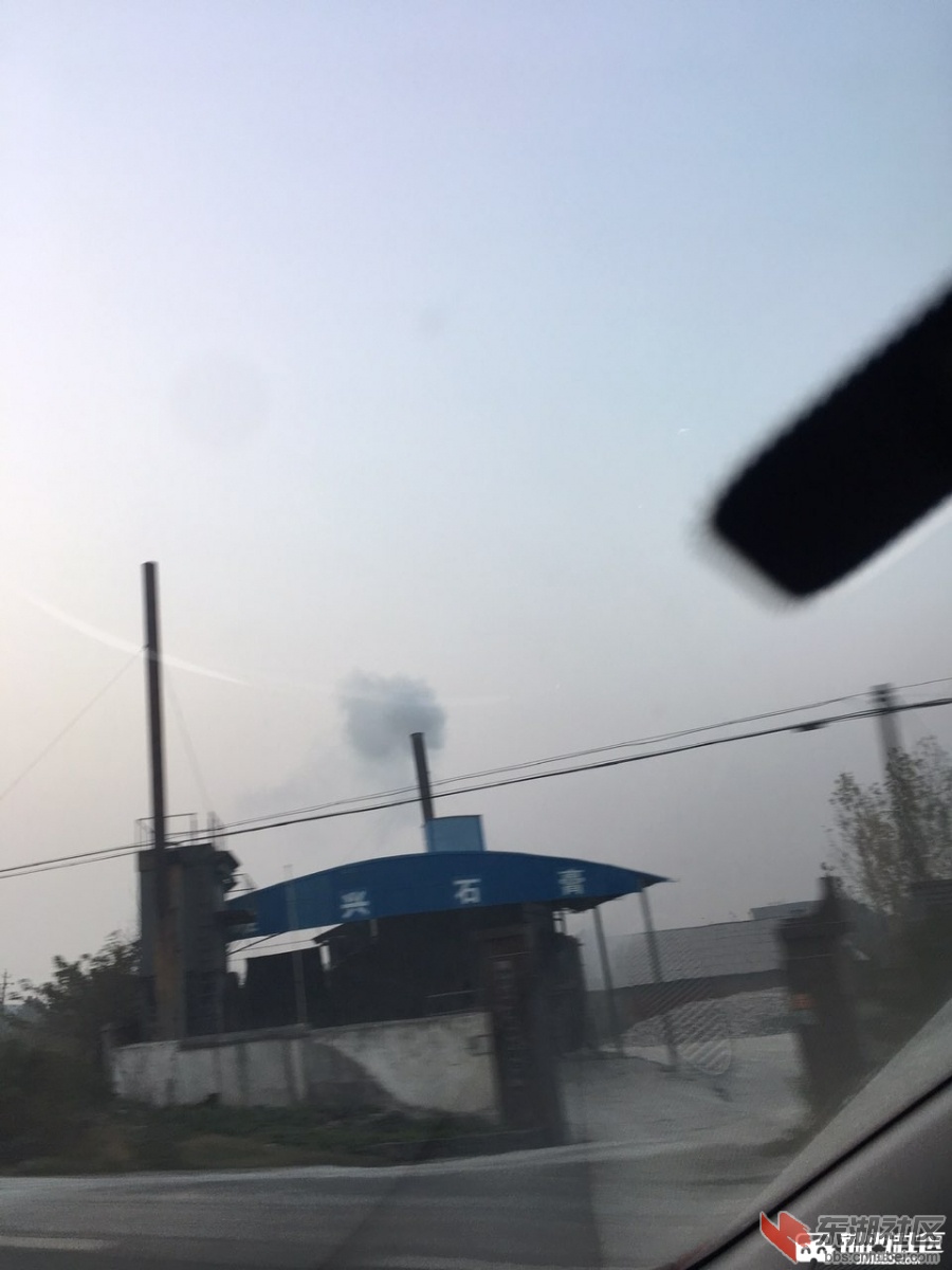 荆门烟囱2.jpg