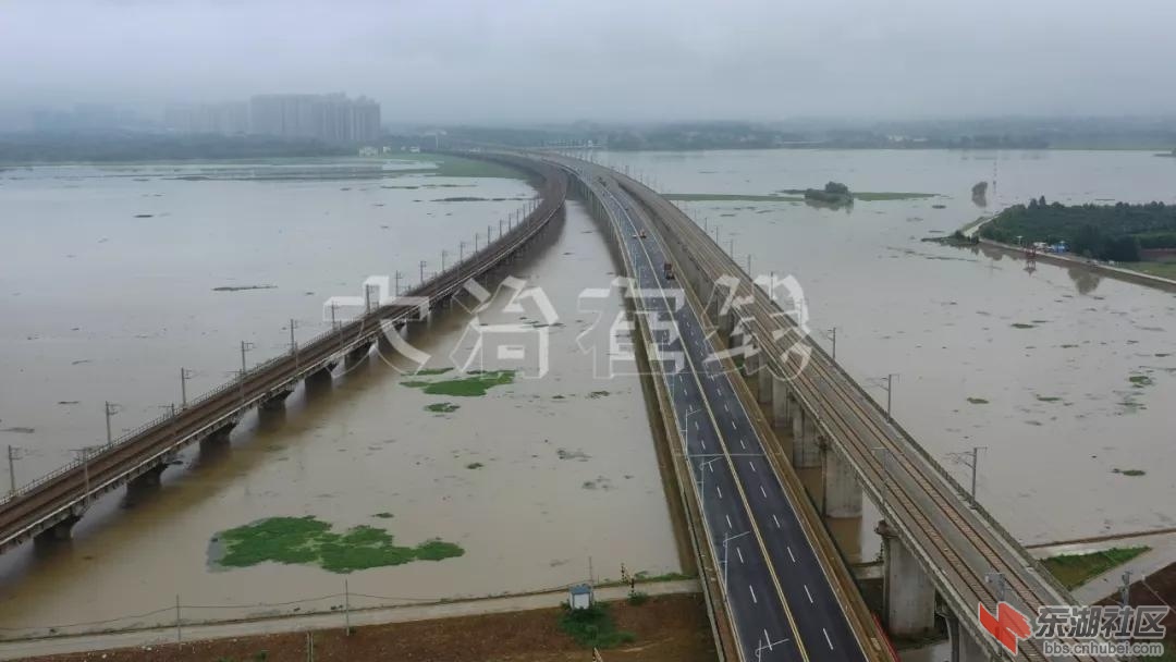 高铁大道2.JPG