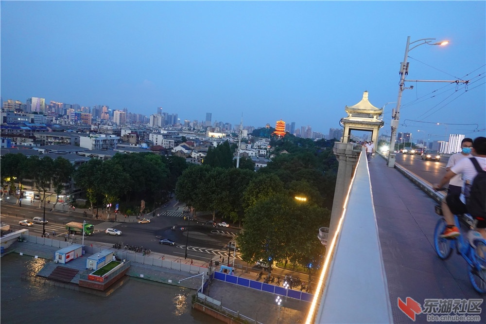 A06.jpg