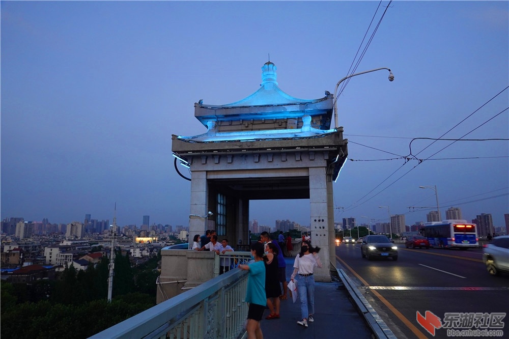 B05.jpg