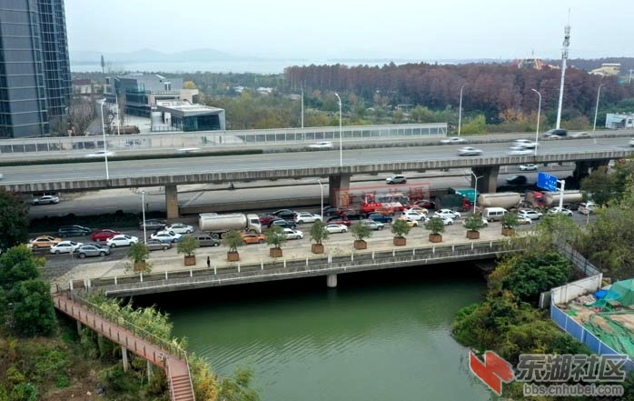 童汉芳摄 无人机看东湖港 欢乐大道东湖港桥DJI_0266 - 副本.JPG