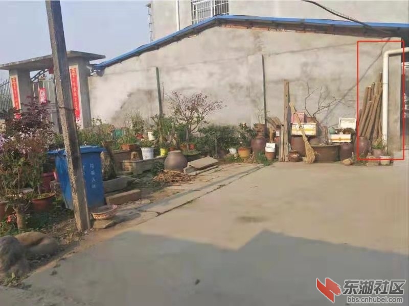 排水管口也被对方完全占用