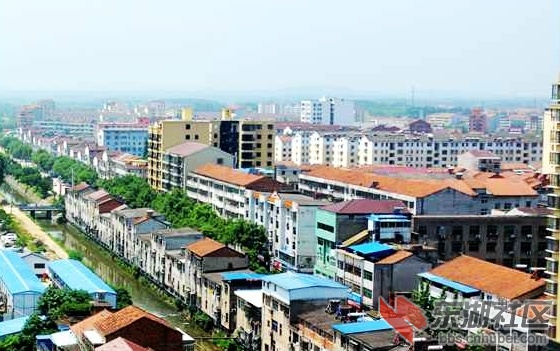   站在梅川高楼拍城东（二）