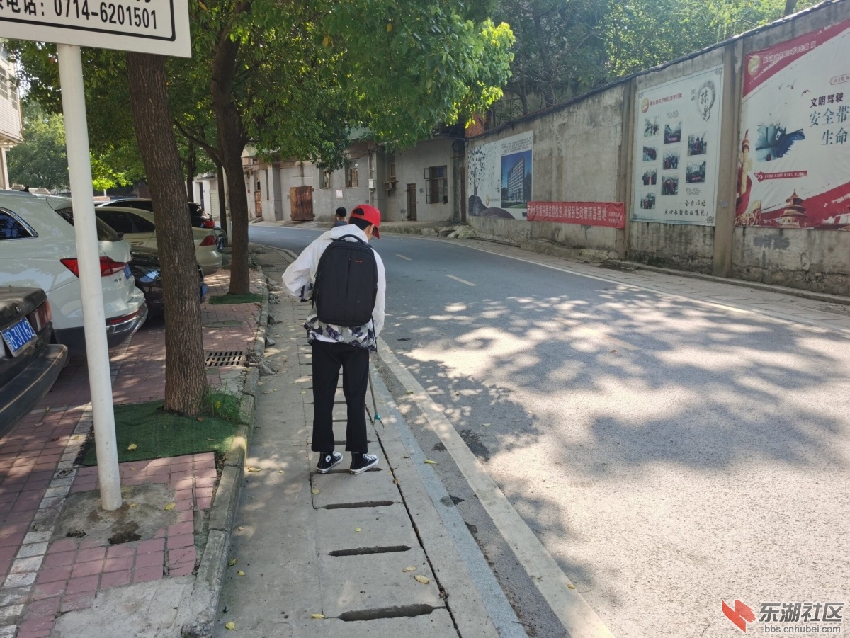 捡垃圾1.jpg