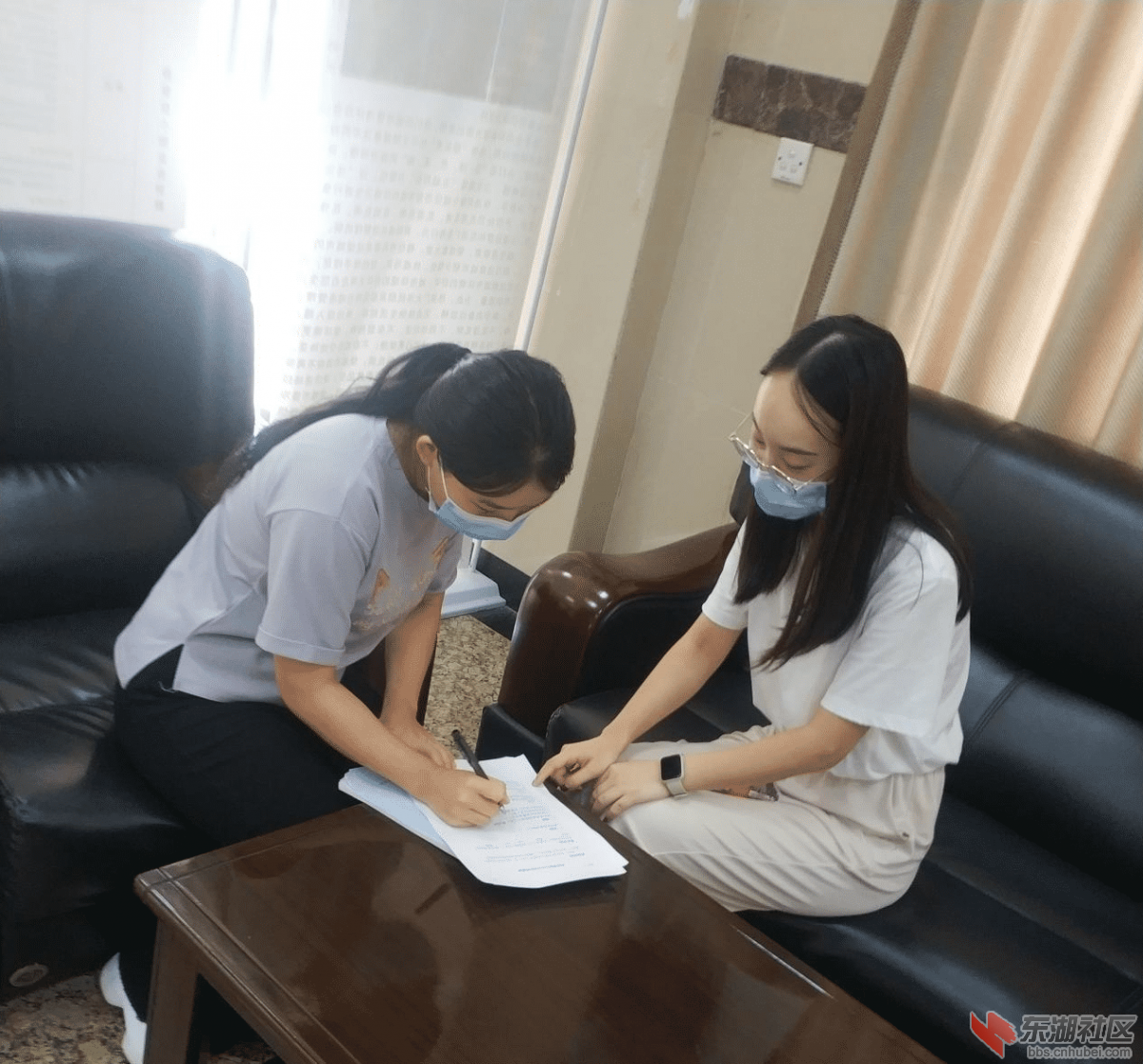 问卷