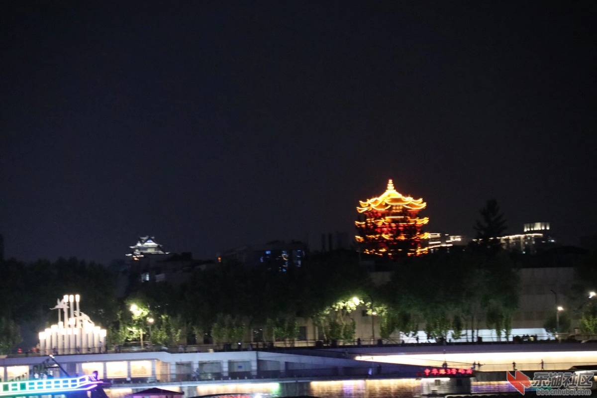 夜游长江 4.jpg