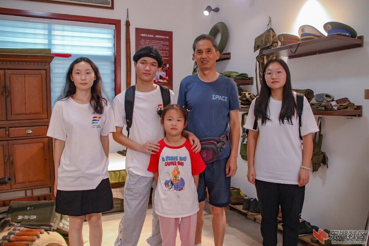62dbe9d9a15a8rx.jpg