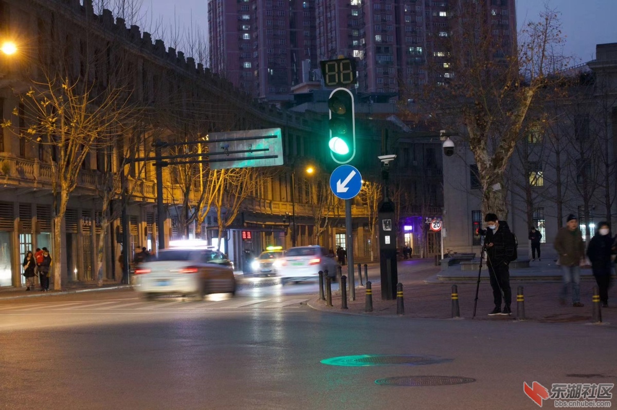 夜晚的江汉路